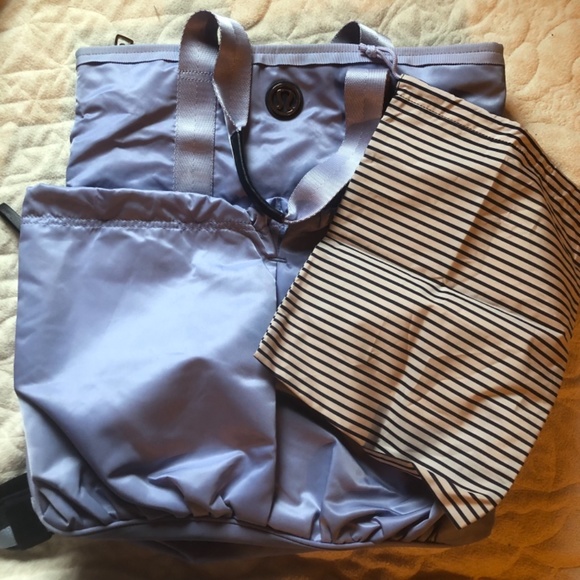 Lululemon flow and go bag - Picture 8 of 10